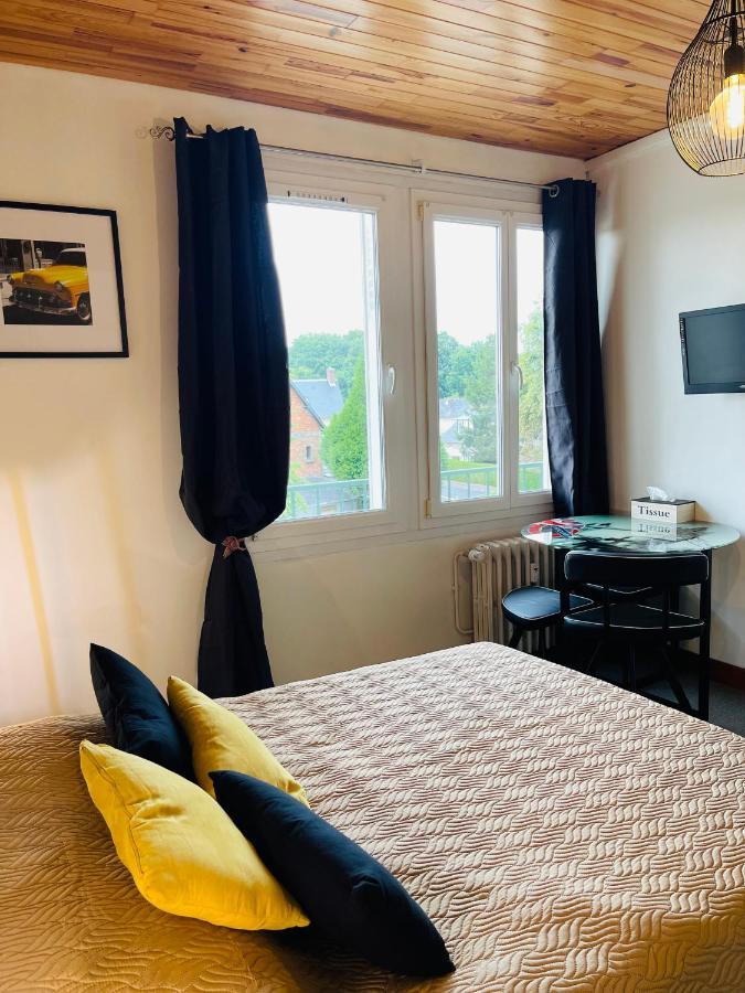 Studio Cosy Avec Parking Et Wifi Gratuit Bagnoles de l'Orne Normandie Bagian luar foto
