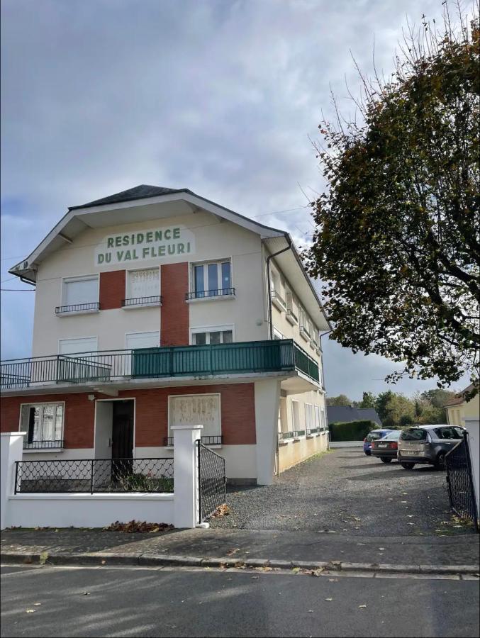 Studio Cosy Avec Parking Et Wifi Gratuit Bagnoles de l'Orne Normandie Bagian luar foto
